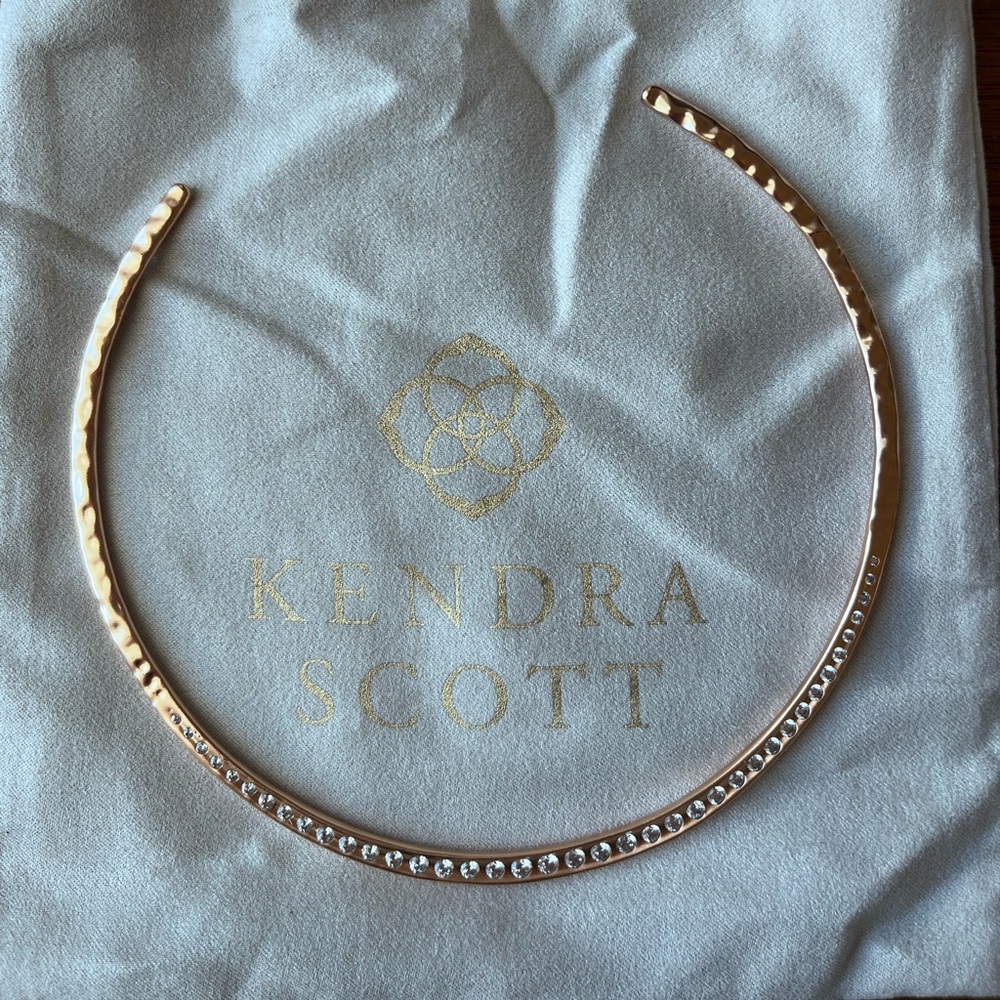 Kendra Scott Rose Gold hammered choker necklace